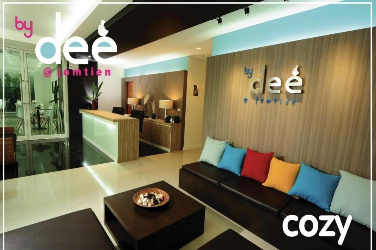 Hotel By Dee @Jomtien Pattaya Esterno foto