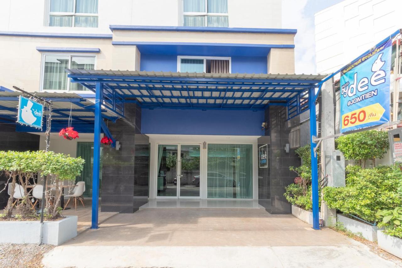Hotel By Dee @Jomtien Pattaya Esterno foto