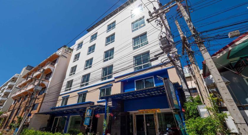 Hotel By Dee @Jomtien Pattaya Esterno foto